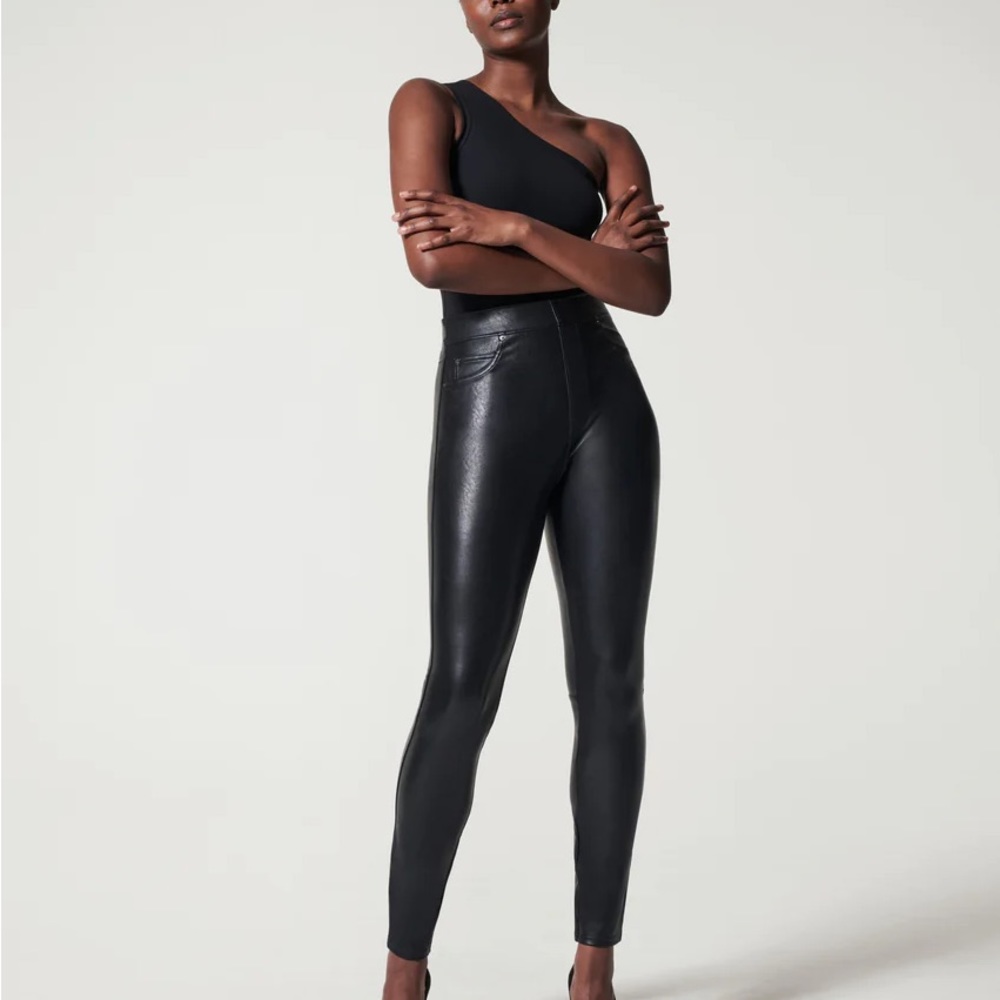 Spanx Leather-Like Ankle Skinny Pants, Black, Sz Small Petite